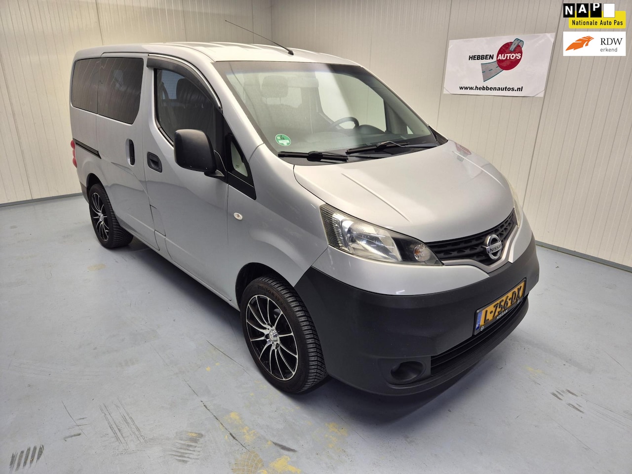 Nissan NV200 - NV-200 1.5 dCi 66 Kw Visia 7 Persoons Navi Camera Aicro Alu 2 x schuifdeur - AutoWereld.nl