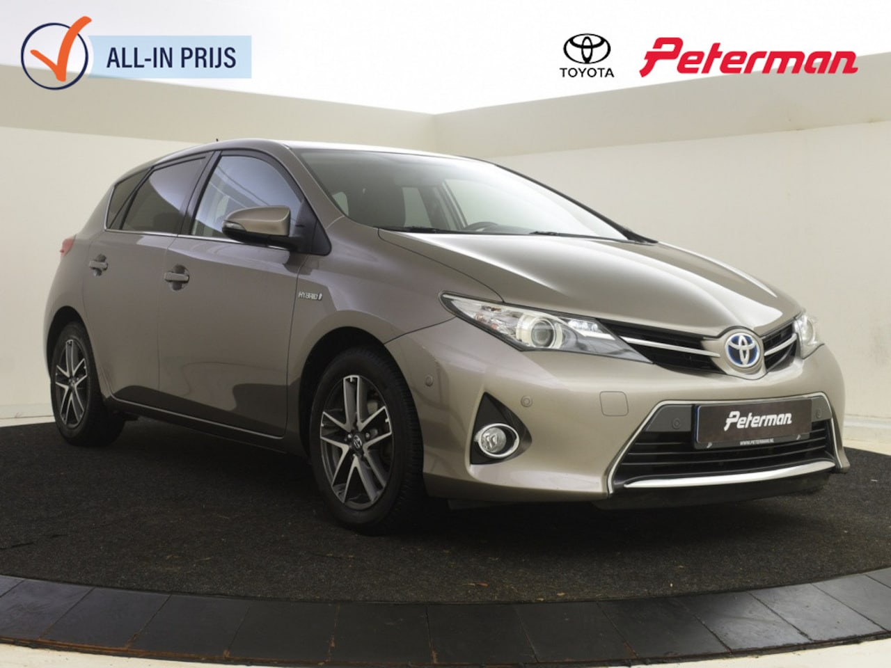 Toyota Auris - 1.8 Hybrid Lease | PDC V+A | Stoelverwarming | Navigatie - AutoWereld.nl