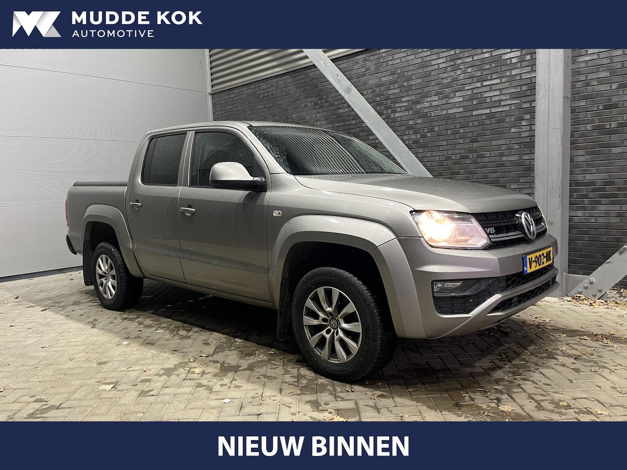 Volkswagen Amarok - 3.0 TDI 4Motion Plus Cab Comfortline | Automaat | Trekhaak | Camera | Apple Carplay - AutoWereld.nl