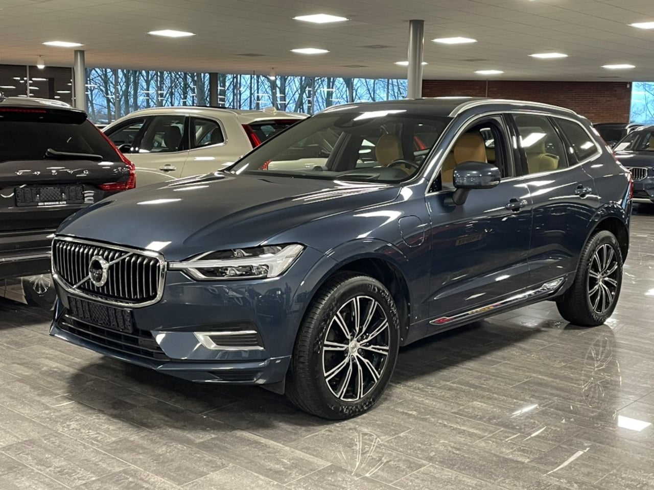 Volvo XC60 - T8 AWD Recharge Inscription | Bowers & Wilkins | Trekhaak | 360° Camera | Head-Up Display - AutoWereld.nl