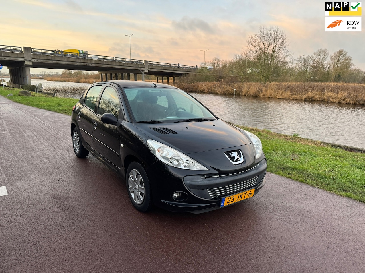 Peugeot 206 - 1.4 XS|Airco|NW APK| - AutoWereld.nl