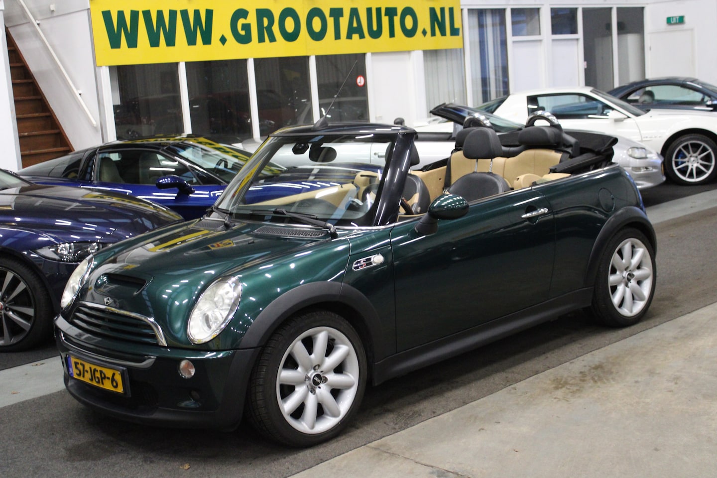 MINI Cabrio - Mini 1.6 Cooper S Chili Leer, Cruise control, Navi, Stoelverwarming - AutoWereld.nl