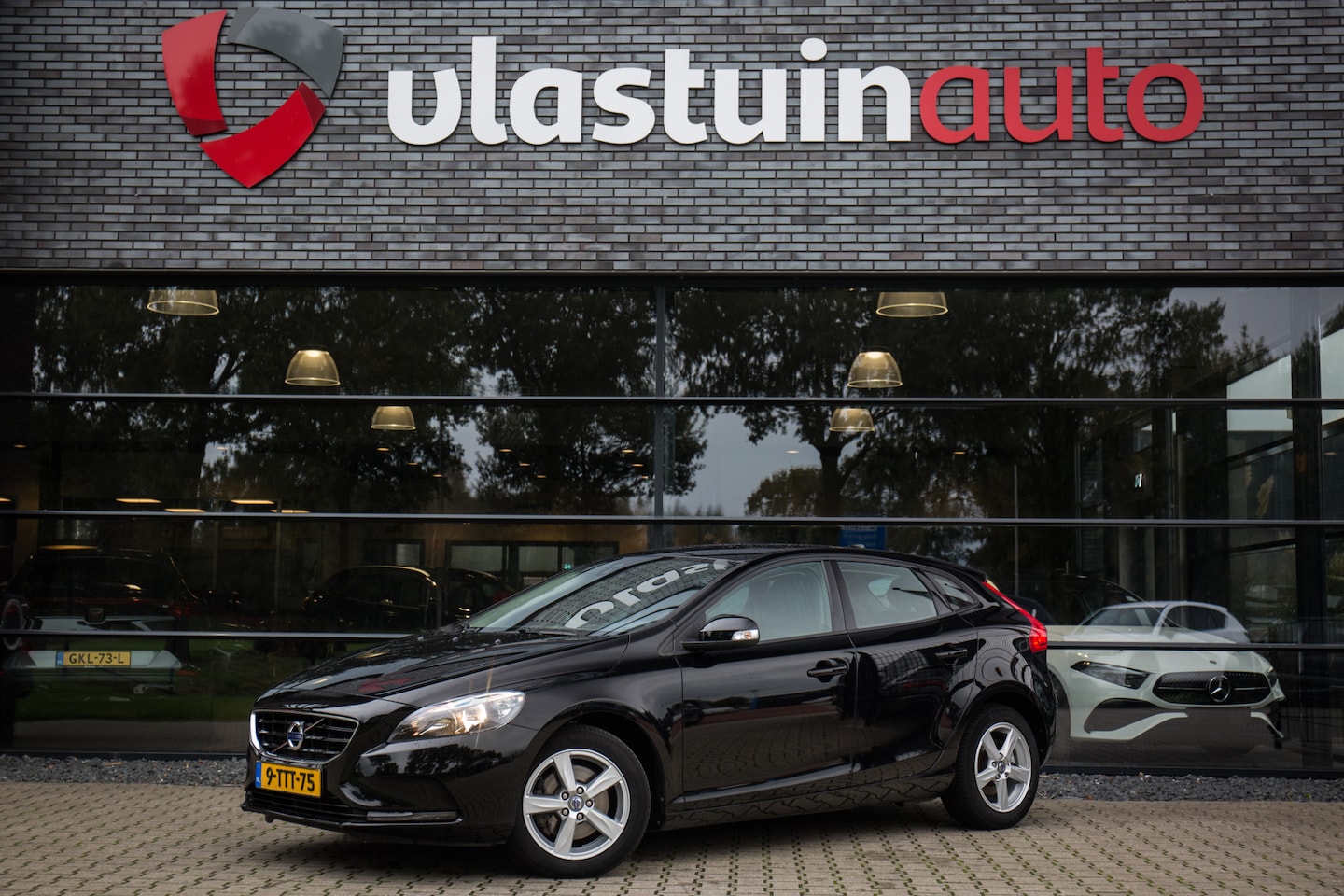 Volvo V40 - 1.6 T2 Momentum 1.6 T2 Momentum - AutoWereld.nl