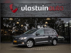 Volkswagen Touran - 1.5 TSI Highline 7p , Adap. cruise, Carplay, Virtual cockpit,