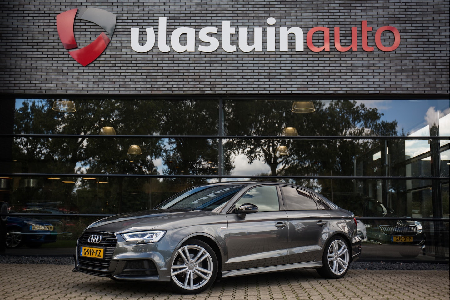 Audi A3 Limousine - 35 TFSI CoD Advance Sport Black Line , Virtual cockpit, Carplay, - AutoWereld.nl