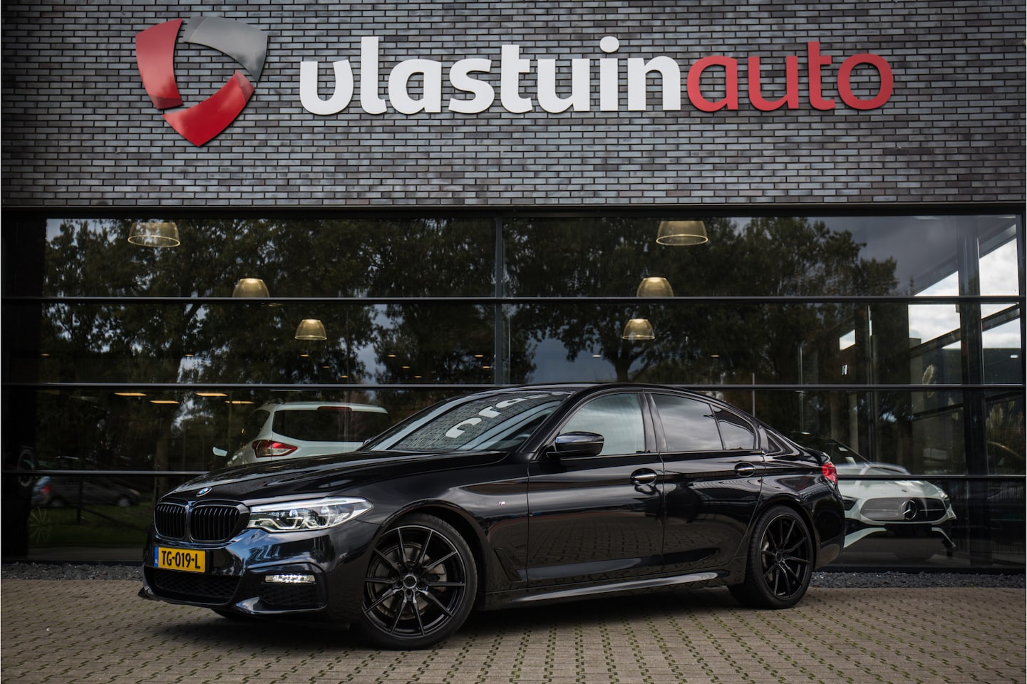 BMW 5-serie - 520i M Sport High Executive 520i M-Sport High Executive - AutoWereld.nl