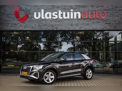 Audi Q2 - 35 TFSI S-line , Adap. cruise, Carplay,