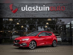 Seat Leon - 1.5 eTSI FR Business Intense , Pano dak, Adap. cruise,