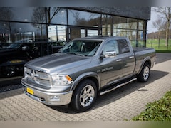 Dodge Ram 1500 - 5.7 V8 4x4 Crew Cab 6'4 Tik in de Motor