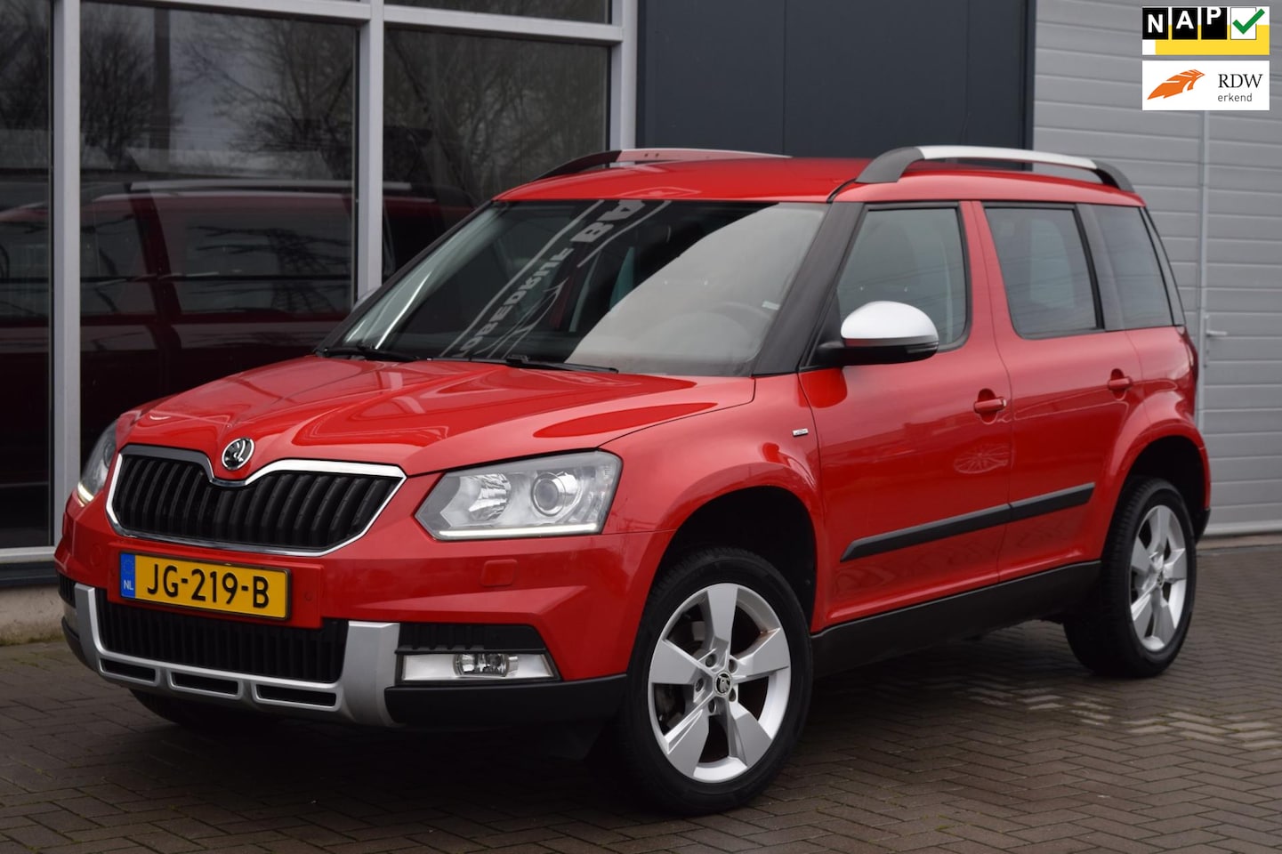 Skoda Yeti Outdoor - 1.4 TSI Greentech JOY | Automaat | Xenon | Navi | PDC | APK 12-2025 ! - AutoWereld.nl