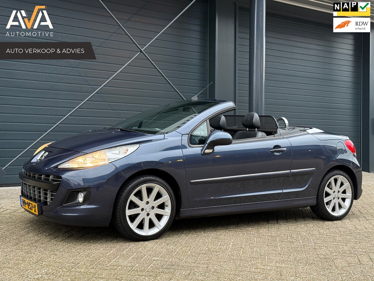 Peugeot 207 CC - 1.6 VTi Griffe 1.6 VTi Griffe, Leder, Stoelverwarming, PDC - AutoWereld.nl