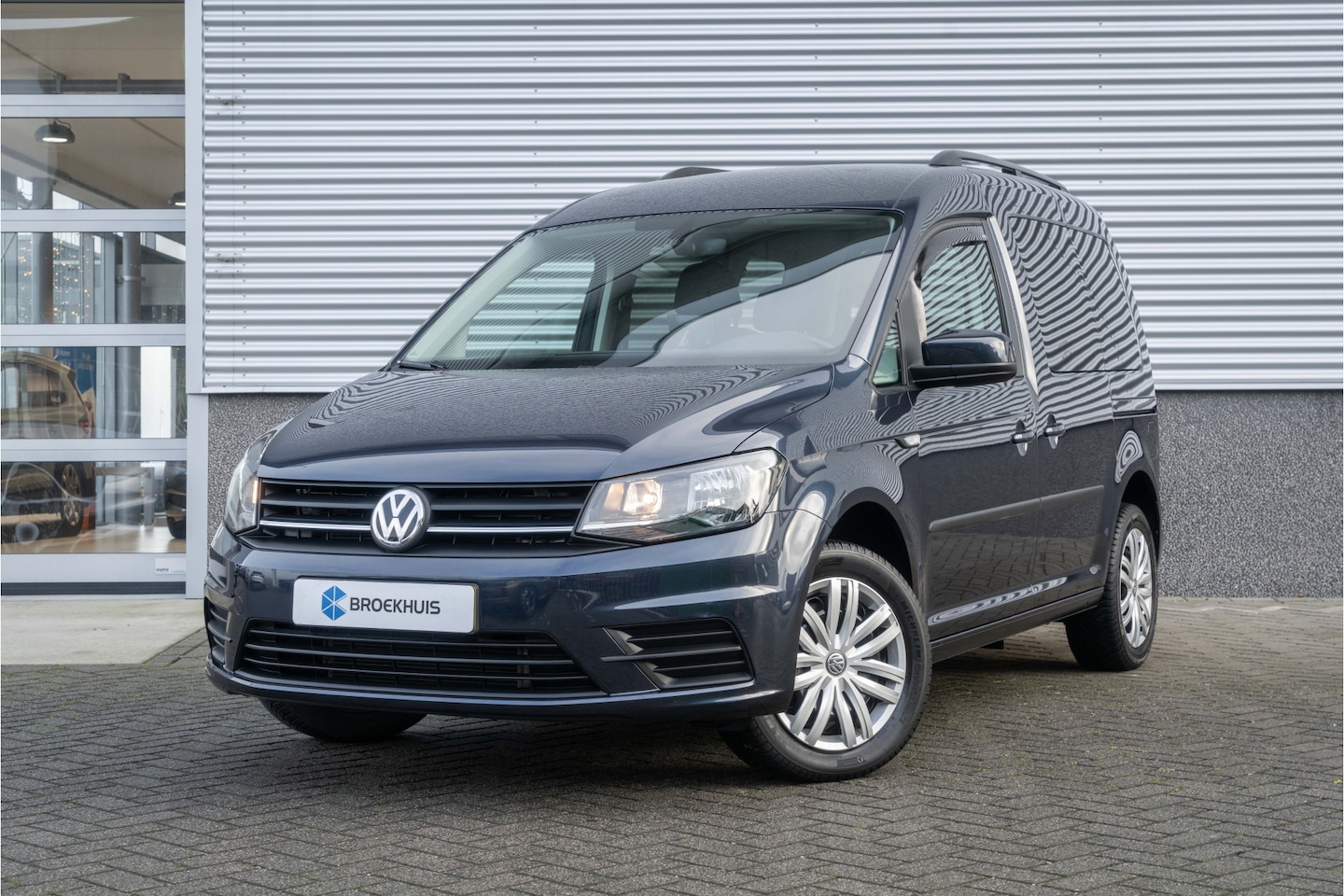 Volkswagen Caddy - 1.4 TSI 5 Persoons | Comfortline| Airco | Cruise | Trekhaak - AutoWereld.nl