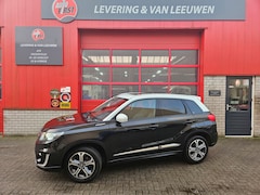 Suzuki Vitara - 1.6 High Executive Navigatie/ Apple Carplay/ Trekhaak/ Panoramadak/ Rijklaarprijs