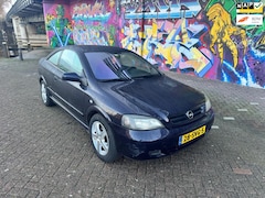 Opel Astra Coupé - 2.2-16V automaat elektrisch pakket sport velgen airco stereo inruil koopje bouwjaar 2004