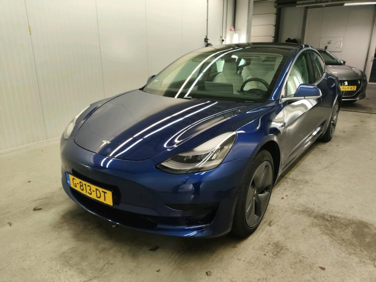 Tesla Model 3 - Standard RWD Plus [ AUTOPILOT+60 kWh+PREMIUM AUDIO ] - AutoWereld.nl