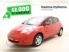 Nissan LEAF - Acenta 30 kWh | Achteruitrij Camera | Keyless Entry | Navigatie | Stoel & Stuur Verwarming