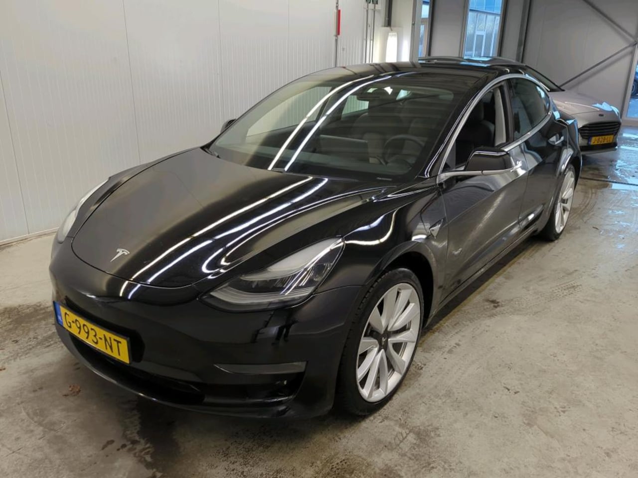 Tesla Model 3 - Long-Range AWD 351pk 75 kWh [ AUTOPILOT+19" LMV+620KM WLTP+PREMIUM AUDIO ] - AutoWereld.nl