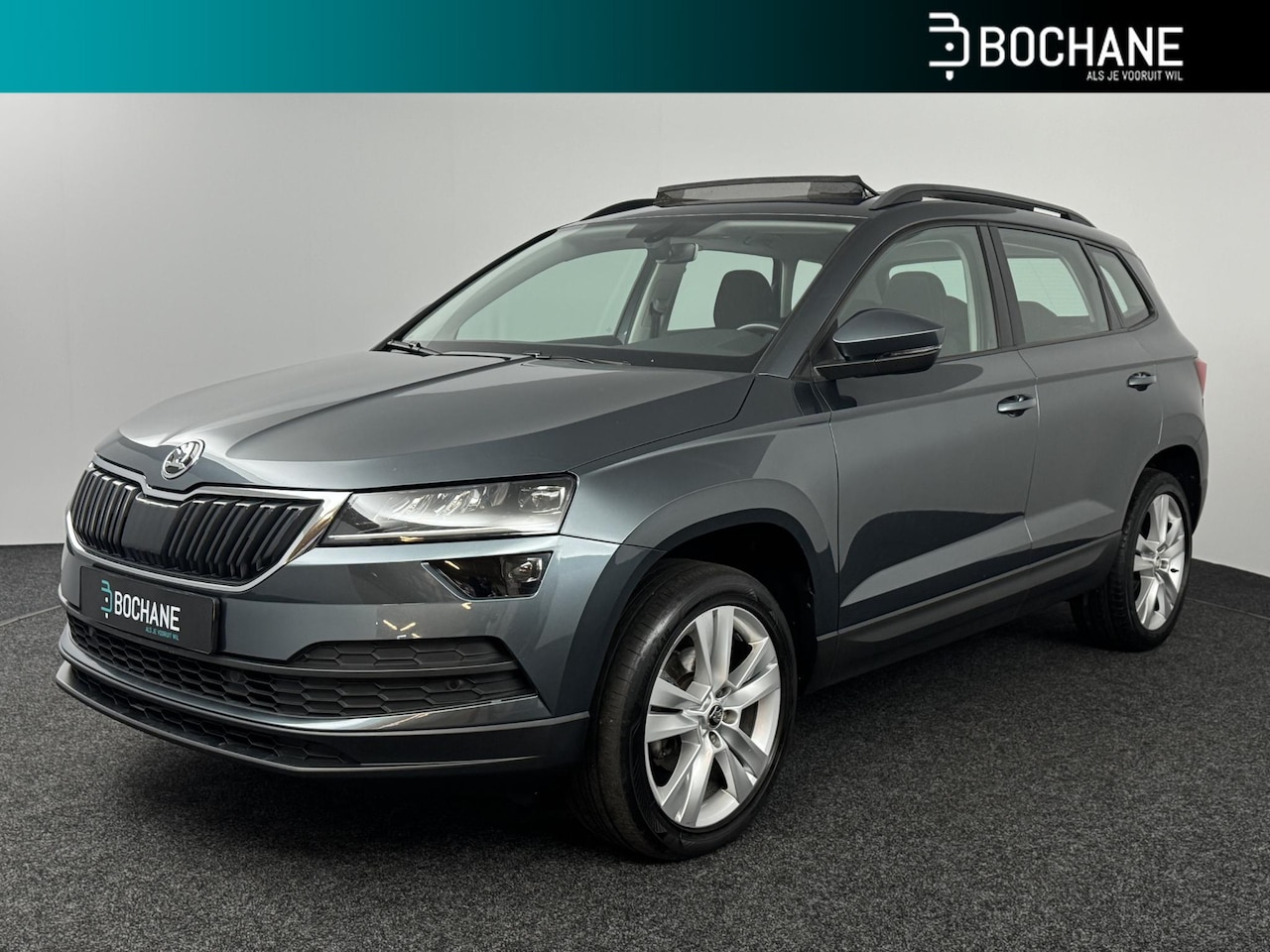 Skoda Karoq - 1.5 TSI ACT Style | Panoramadak | Achteruitrijcamera | Stoelverwarming | Trekhaak | - AutoWereld.nl