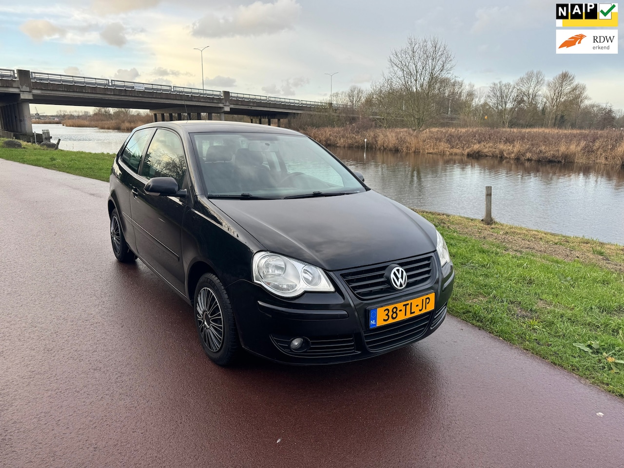 Volkswagen Polo - 1.4-16V Optive|Airco|NW APK| - AutoWereld.nl