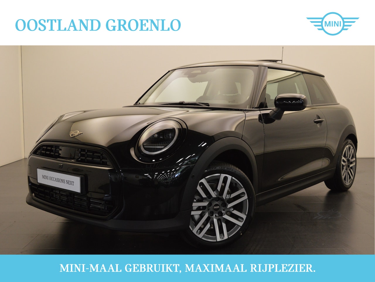 MINI Cooper - Hatchback C Classic Automaat / Panoramadak / Parking Assistant Plus / LED / Head-Up / Comf - AutoWereld.nl