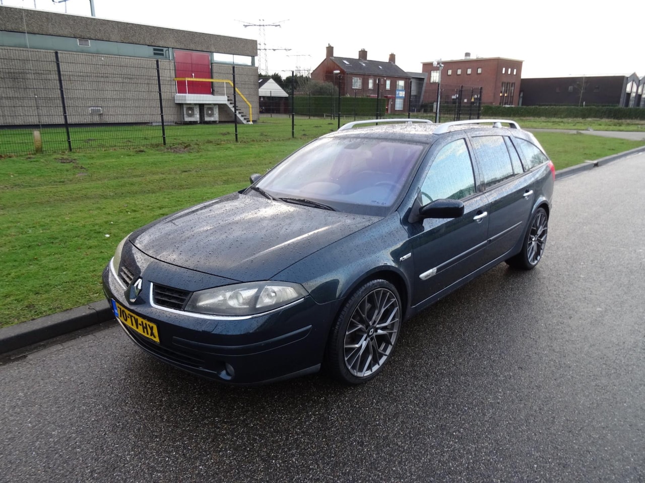 Renault Laguna Grand Tour - 3.0 V6 Initiale 3.0 V6 Initiale - AutoWereld.nl