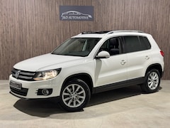 Volkswagen Tiguan - 2.0 TSI Sport&Style 2013 DSG PANO LEDER NAVI