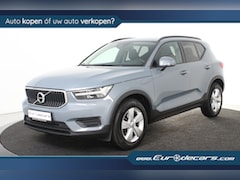 Volvo XC40 - 1.5 T2 Momentum *1ste Eigenaar*Navigatie*Camera