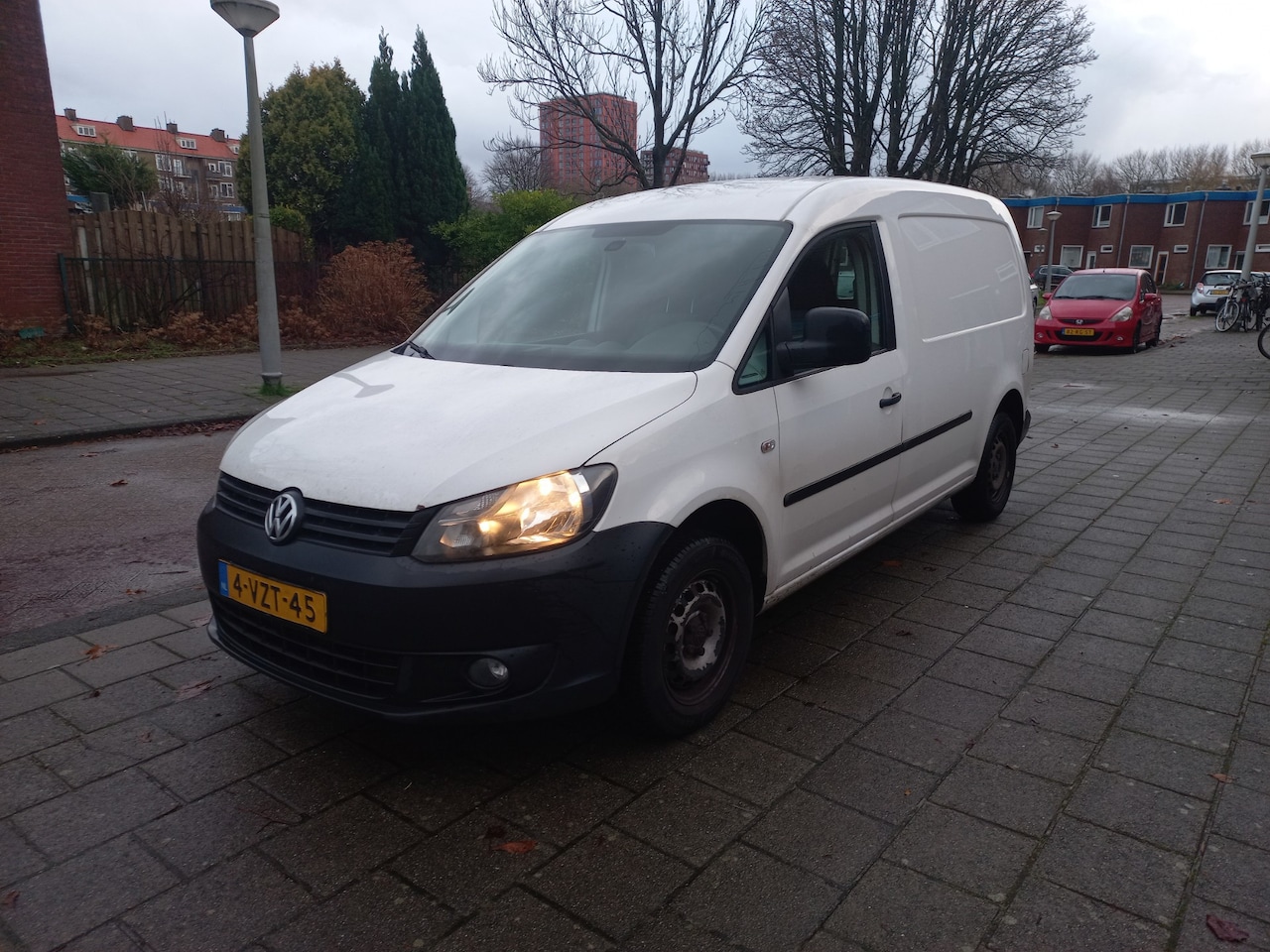 Volkswagen Caddy Maxi - 1.6 TDI Airco Cruise PDC NW APK - AutoWereld.nl