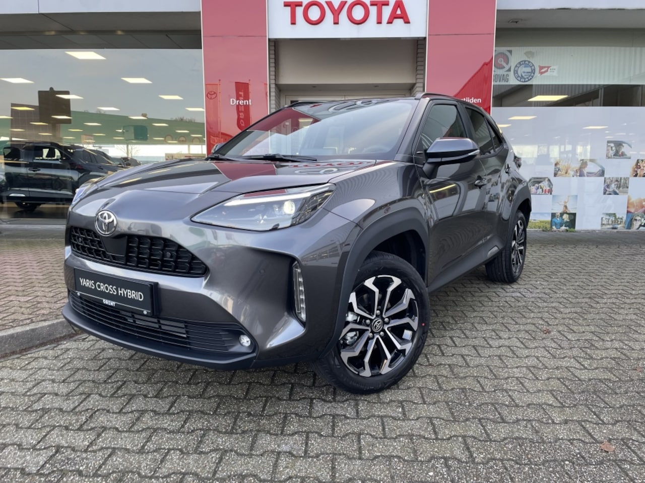 Toyota Yaris Cross - 1.5 Hybrid 130 Executive Limited | Sensoren v/a | Stoel & Stuurv - AutoWereld.nl