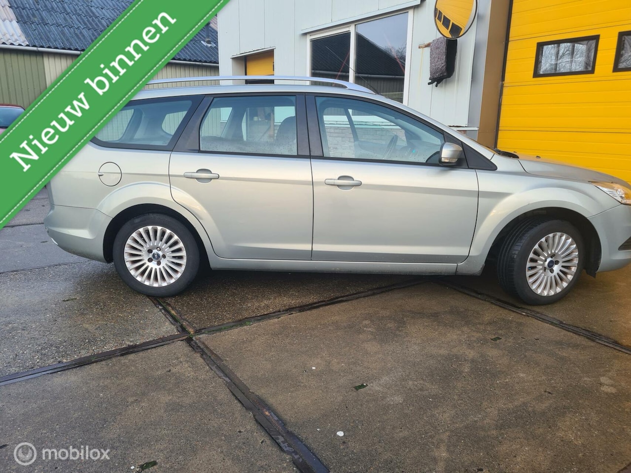 Ford Focus Wagon - 1.6 TDCi Titanium bj 2010 €1450 - AutoWereld.nl