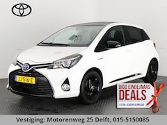 Toyota Yaris - 1.5 HYBRID TREND SPORTSLINE DESIGN 1e EIGENARESSE. AUTOMAAT .NAVIGATIE.LMV.CRUISE.TREKHAAK