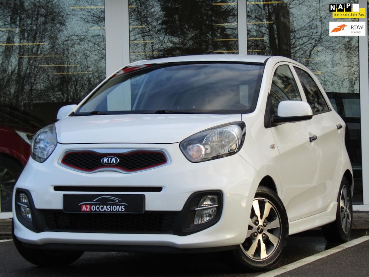 Kia Picanto - 1.2 86pk (4 cilinder) Bluetooth/Stoelverwarming/Airco/Stuurverwarming - AutoWereld.nl