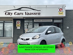 Toyota Aygo - 1.0-12V Cool 68 pk apple carplay navi airco elktr pakket 5 deurs