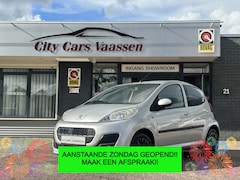 Peugeot 107 - 1.0 Première 68 pk airco elktr pakket toerenteller 5 deurs mistlampen dealer onderhouden