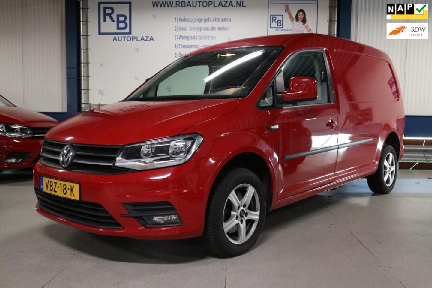 Volkswagen Caddy Maxi - 2.0 TDI L2H1 BMT / 1e EIG / NAP / AIRCO / VELG / ! ! ! - AutoWereld.nl