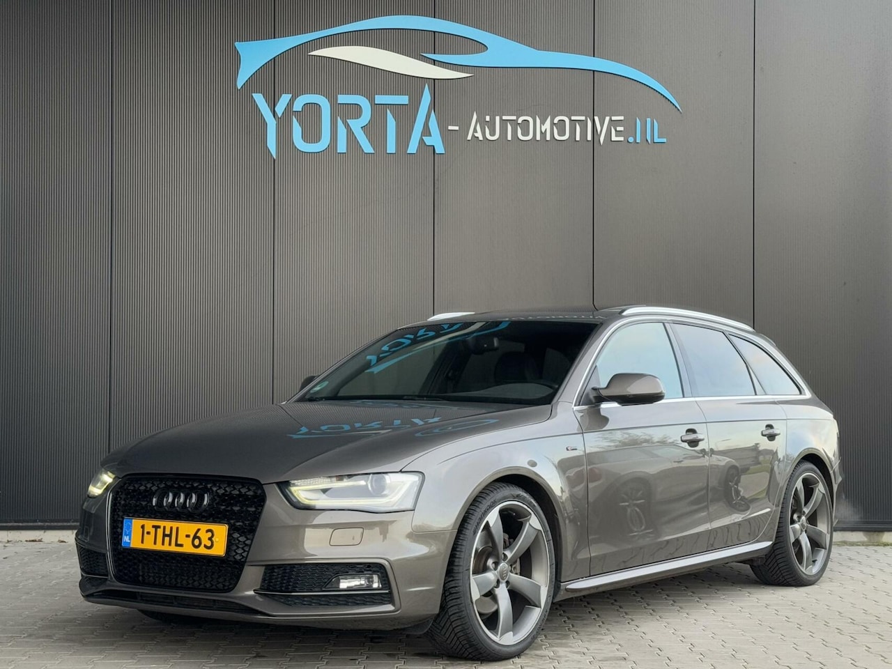 Audi A4 Avant - 1.8 TFSI S Line AUTOMAAT*PANO*TREKHAAK*NL AUTO - AutoWereld.nl