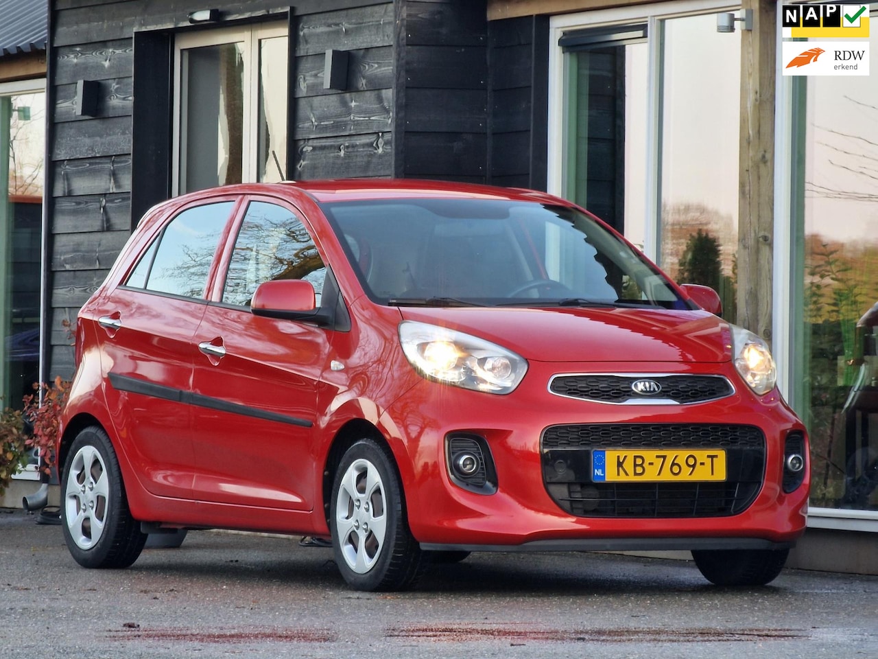 Kia Picanto - 1.2 CVVT DynamicLine 1.2 CVVT DynamicLine (Automaat / Climate / Cruise / Navigatie) - AutoWereld.nl