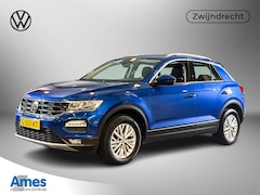 Volkswagen T-Roc - 1.5 TSI Style Business / Achteruitrijcamera / Adaptive Cruise Control / Digital Cockpit Pr