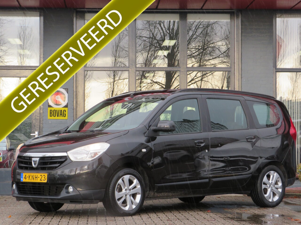 Dacia Lodgy - 1.2 TCe Prestige 5p. | Airco | Navigatie | Bluetooth | Incl. Garantie | Parkeersensoren | - AutoWereld.nl