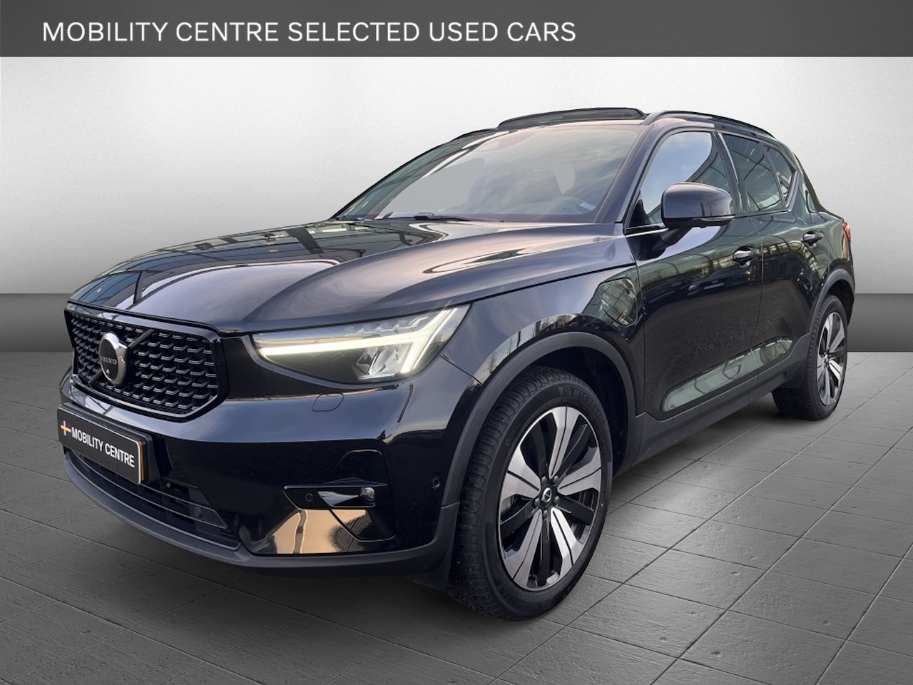 Volvo XC40 - T5 Ultimate Dark | 360 Camera | Panoramadak | Trekhaak | Leder - AutoWereld.nl