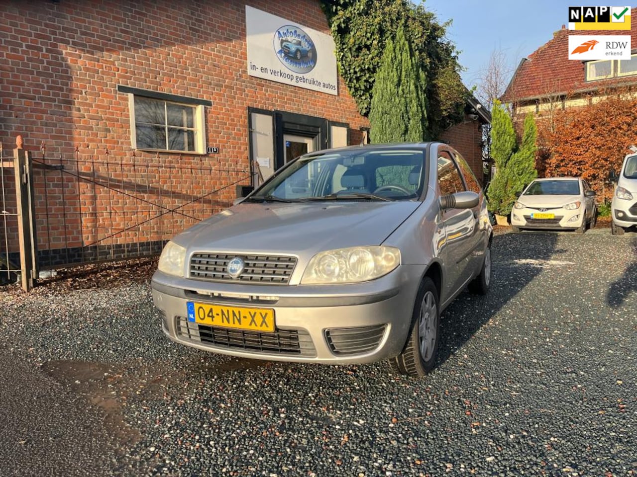 Fiat Punto - 1.2 Dynamic Dualogic 1.2 Dynamic Dualogic ( Nieuwe apk + Airco ) - AutoWereld.nl