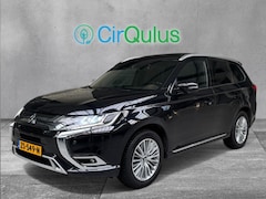 Mitsubishi Outlander - 2.4 PHEV Instyle+ | Pano | Trekhaak | Stereo