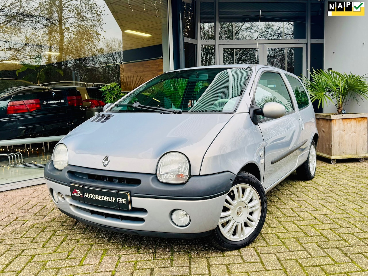 Renault Twingo - 1.2-16V Initiale Leer*Airco*Nwe Koppeling - AutoWereld.nl