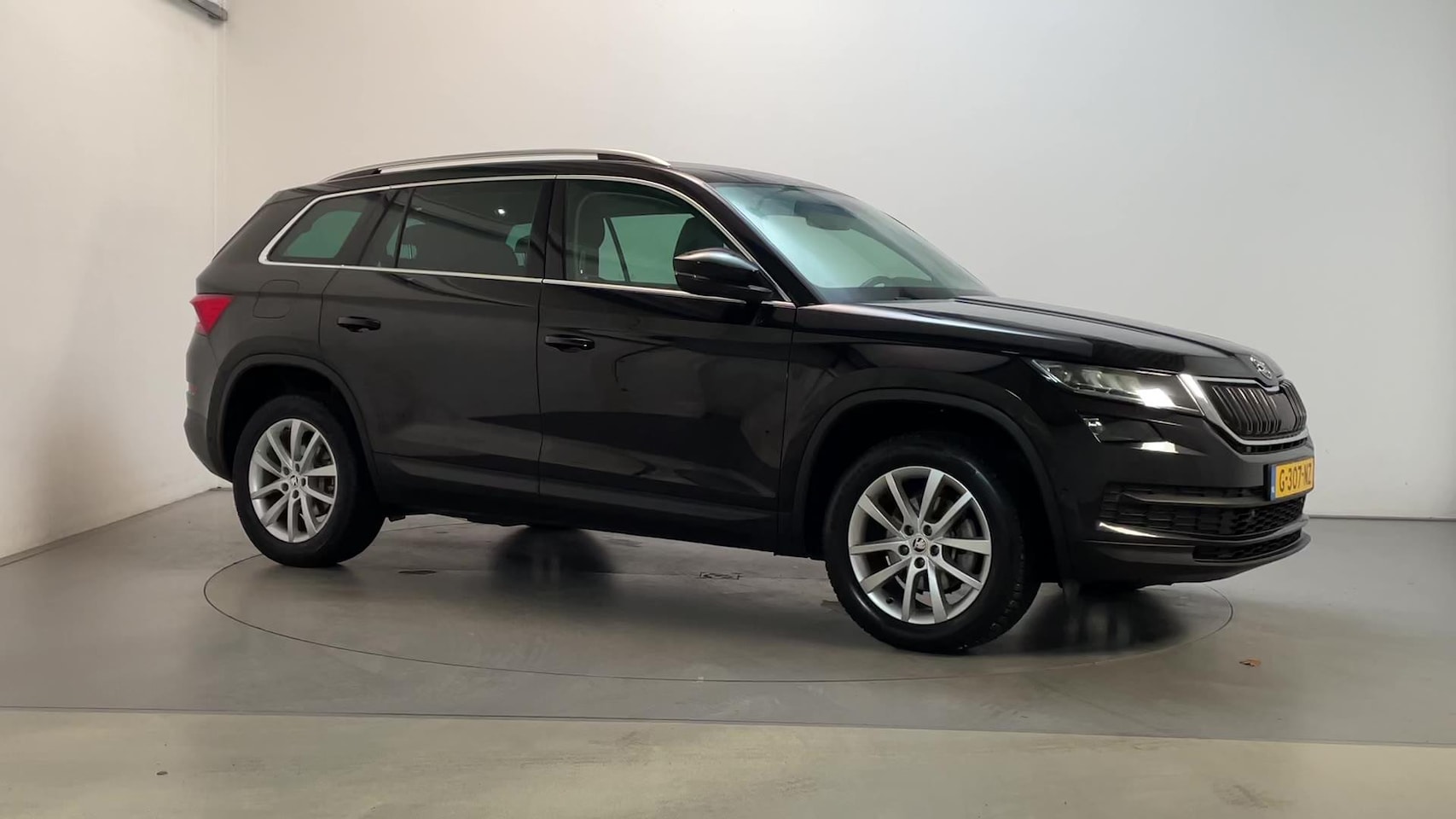 Skoda Kodiaq - 1.5 TSI 150pk DSG Business Edition Plus 7p. Camera Leder Navigatie Stoelverwarming - AutoWereld.nl