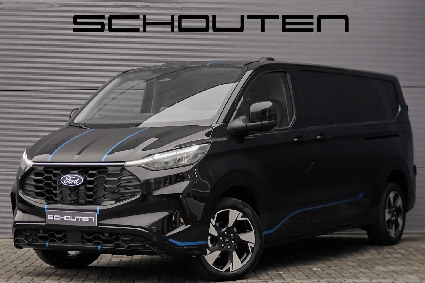 Ford Transit Custom - 2.0 TDCI Sport 170PK 2x Schuifdeur ACC - AutoWereld.nl