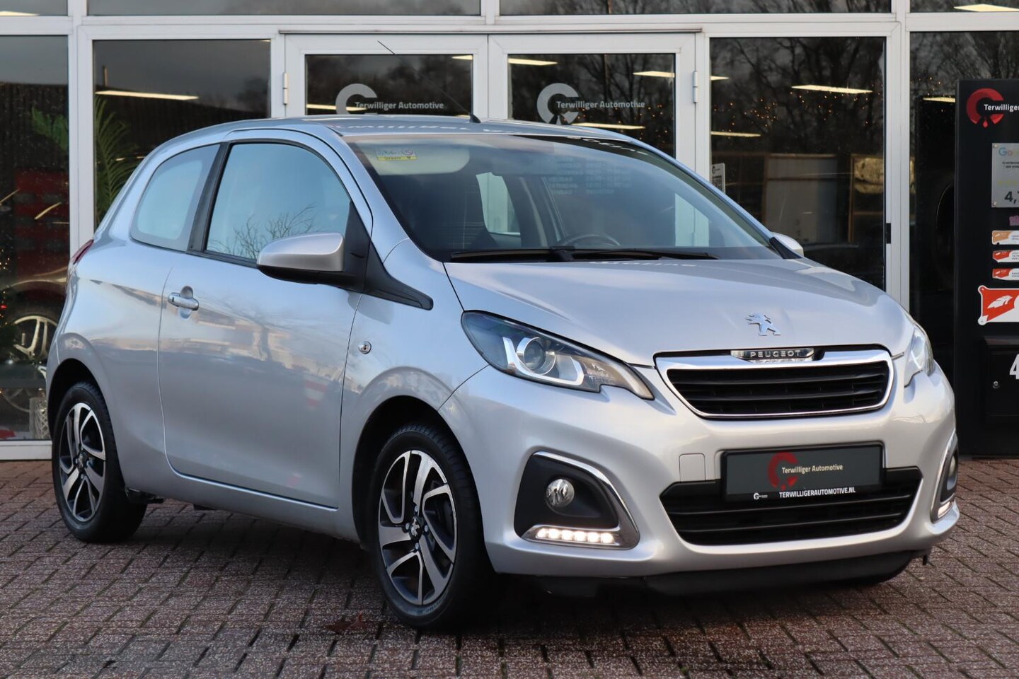 Peugeot 108 - 1.0 | AIRCO | AUTOMAAT | CAMERA | 1e EIGENAAR | - AutoWereld.nl