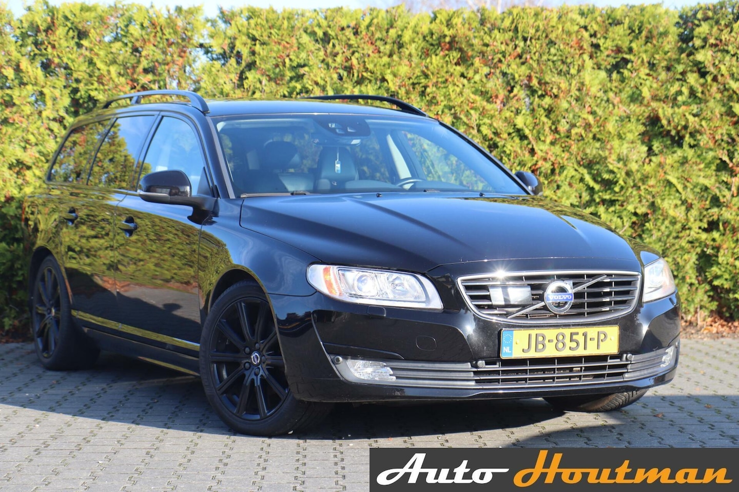 Volvo V70 - 2.0 D4 Automaat Inscription Navi|Cruise|E. kofferklep|Stoelverw.|Memory seats|Trhk| - AutoWereld.nl