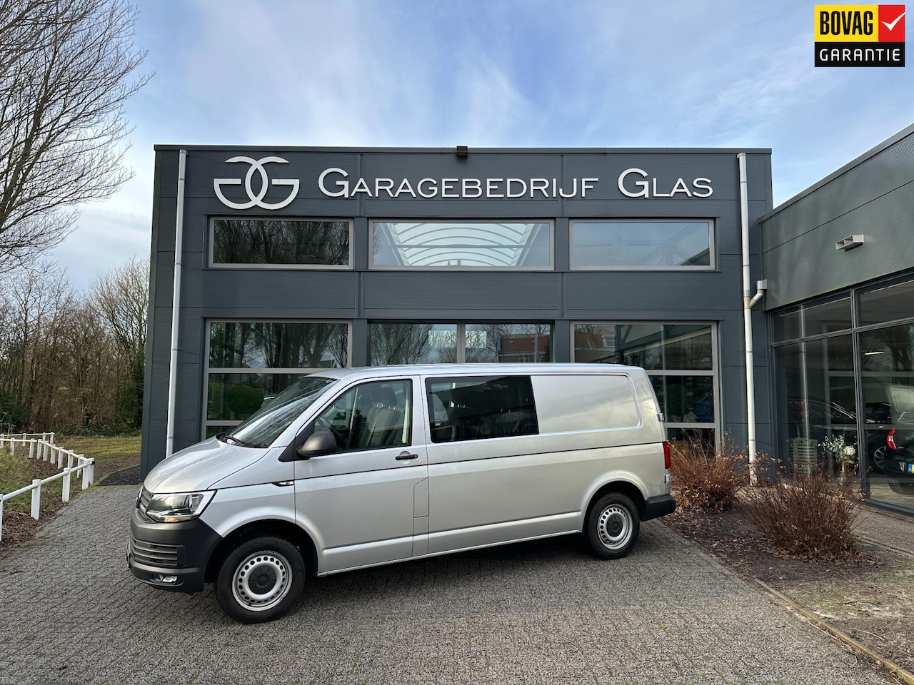 Volkswagen Transporter - 2.0 TDI L2H1 DC - dubbele cabine - AutoWereld.nl