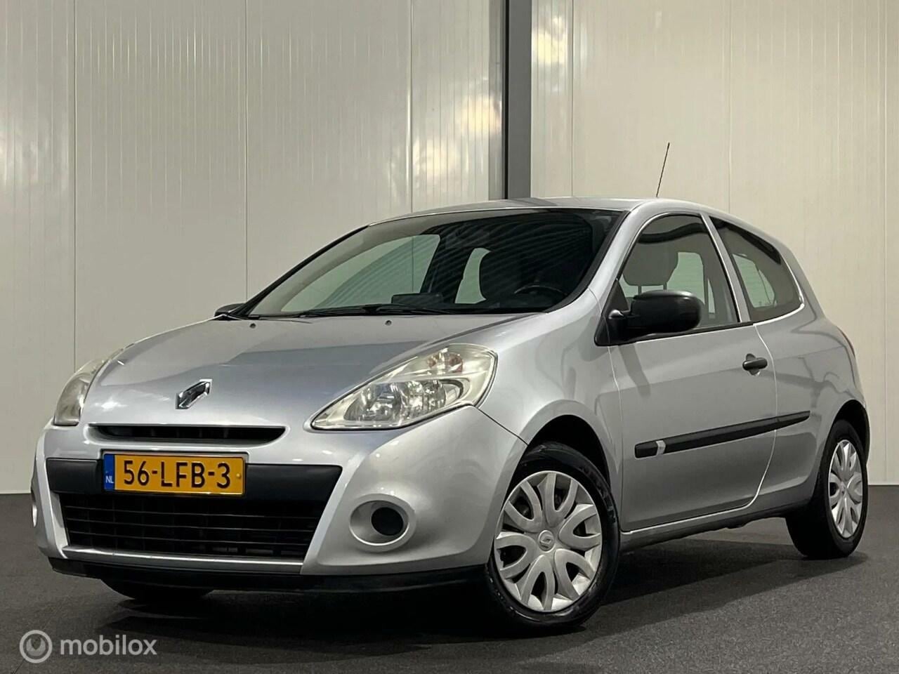 Renault Clio - NAP airco navigatie ] 1.2 Special Line - AutoWereld.nl