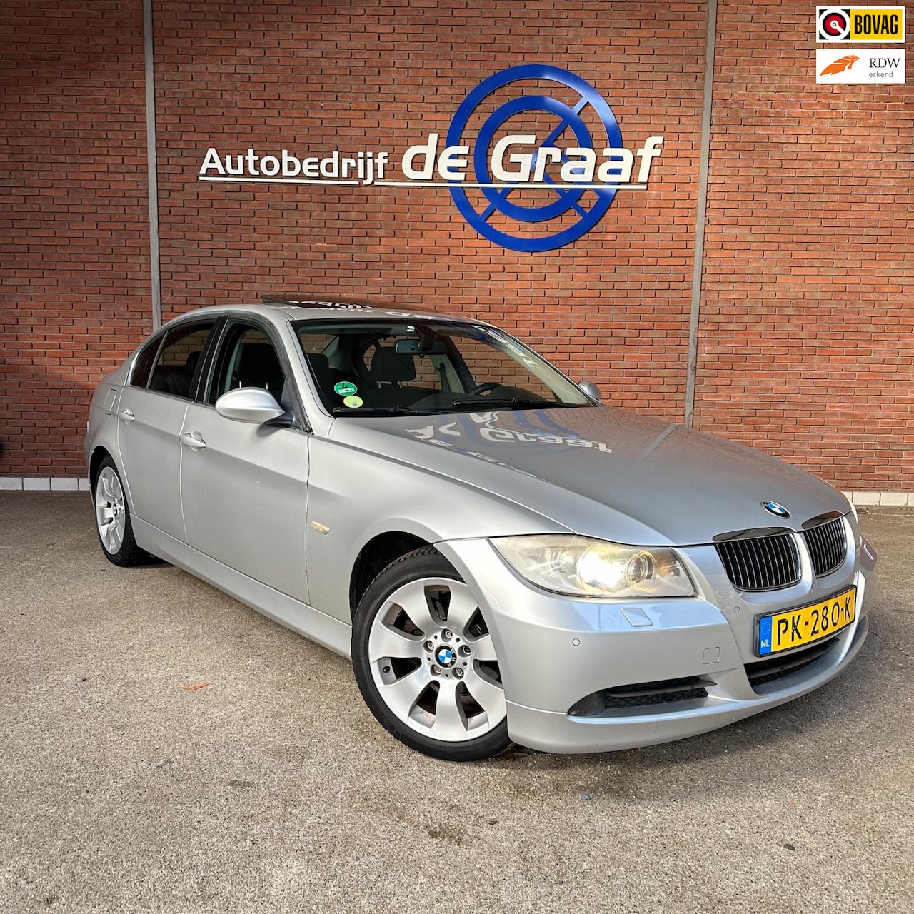 BMW 3-serie - 325i AUTOMAAT/PANO/XENON/NW APK - AutoWereld.nl